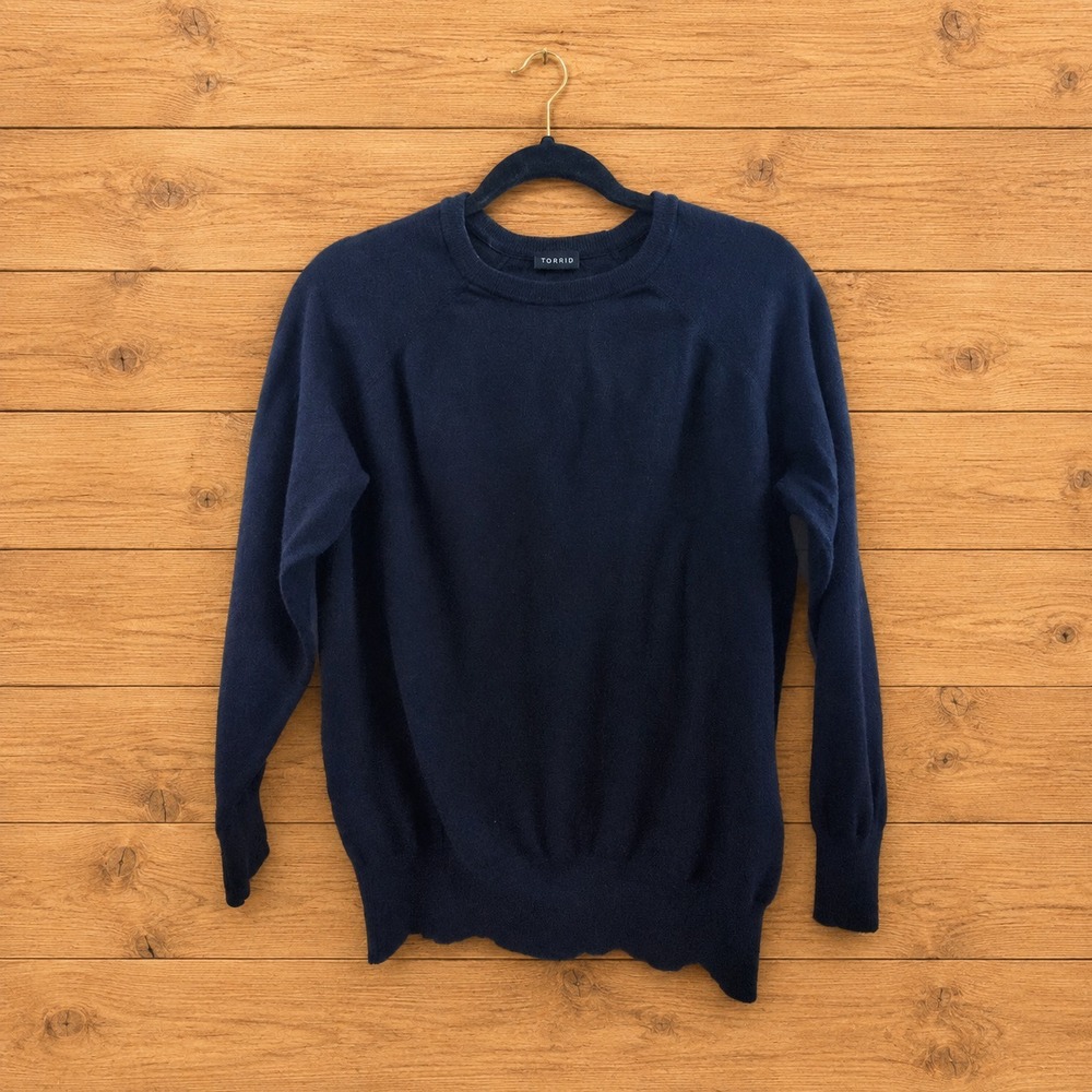 Lightweight Black Crew Neck Sweater Womens XL Torrid Size 1 Preppy Momcore